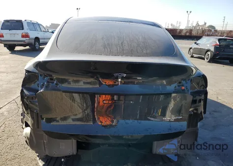 2024 Tesla Model Y from USA, damaged, VIN 7SAYGDEE3RA241964